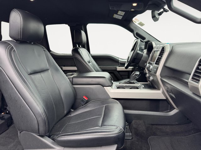 Used 2019 Ford F150 Lariat w/ Equipment Group 502A Luxury AWD/4WD image 17