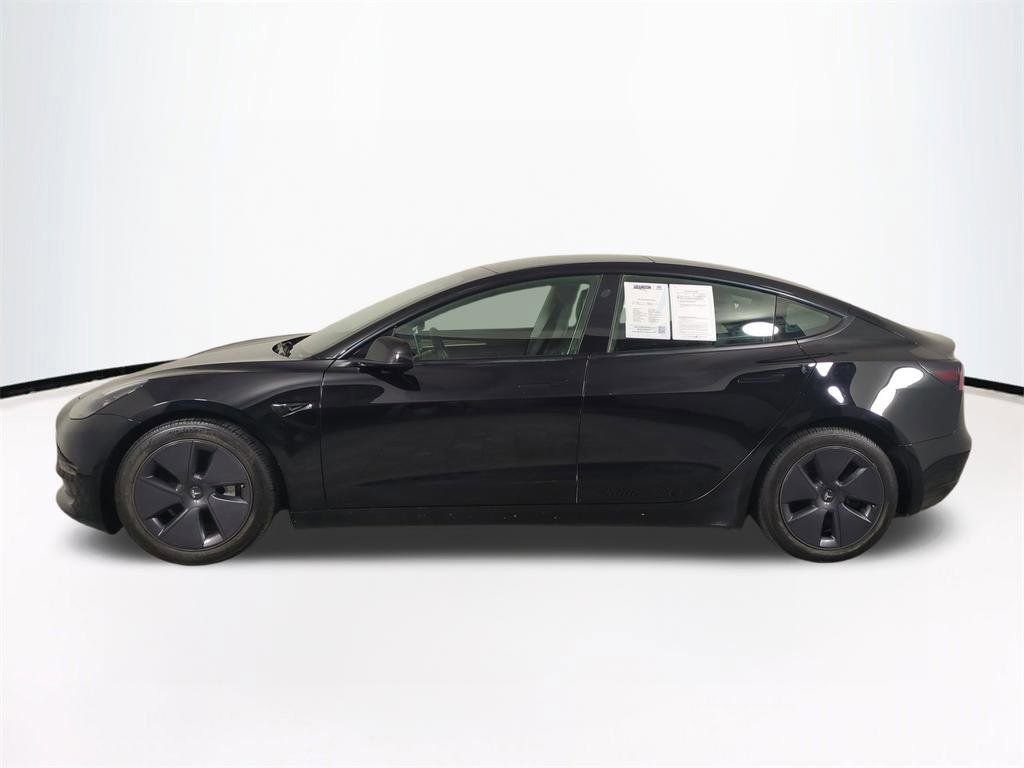 Used 2023 Tesla Model 3 Standard Range image 8