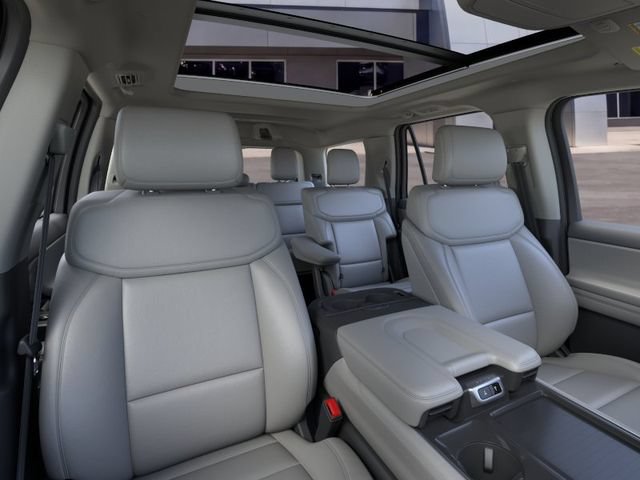 New 2026 Ford Expedition Active RWD image 10
