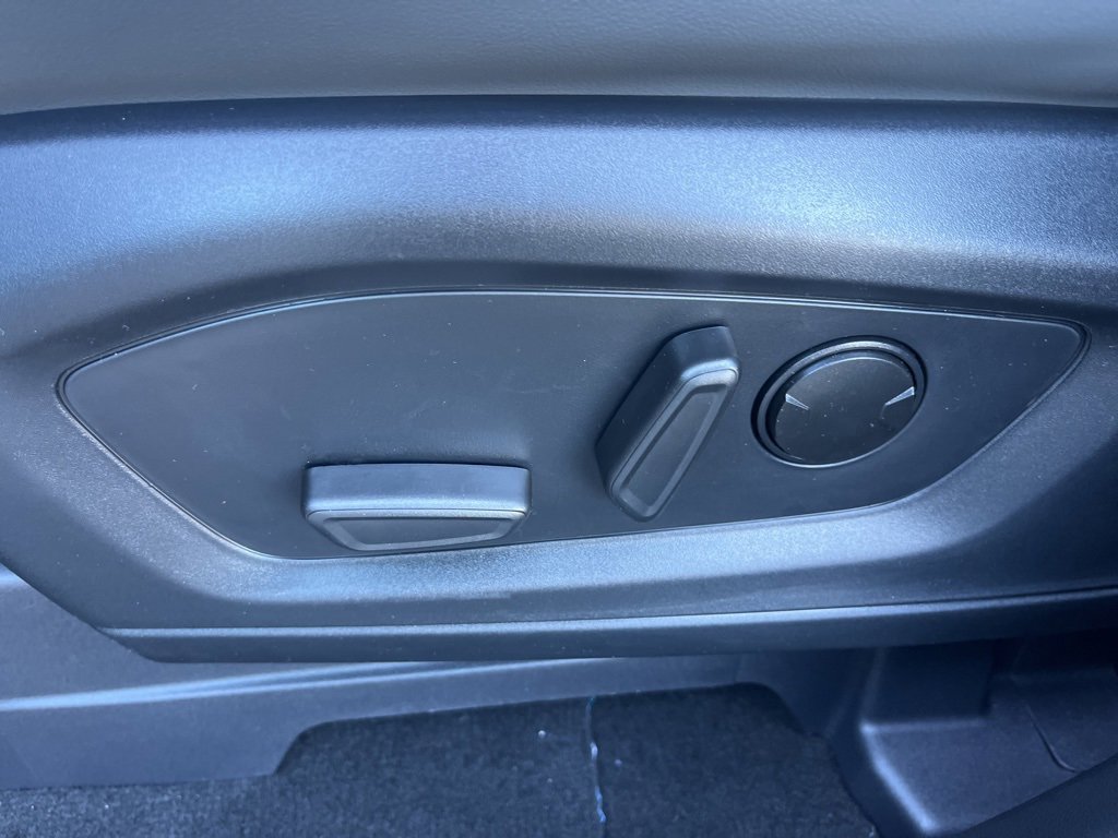 New 2026 Ford Explorer Active image 17