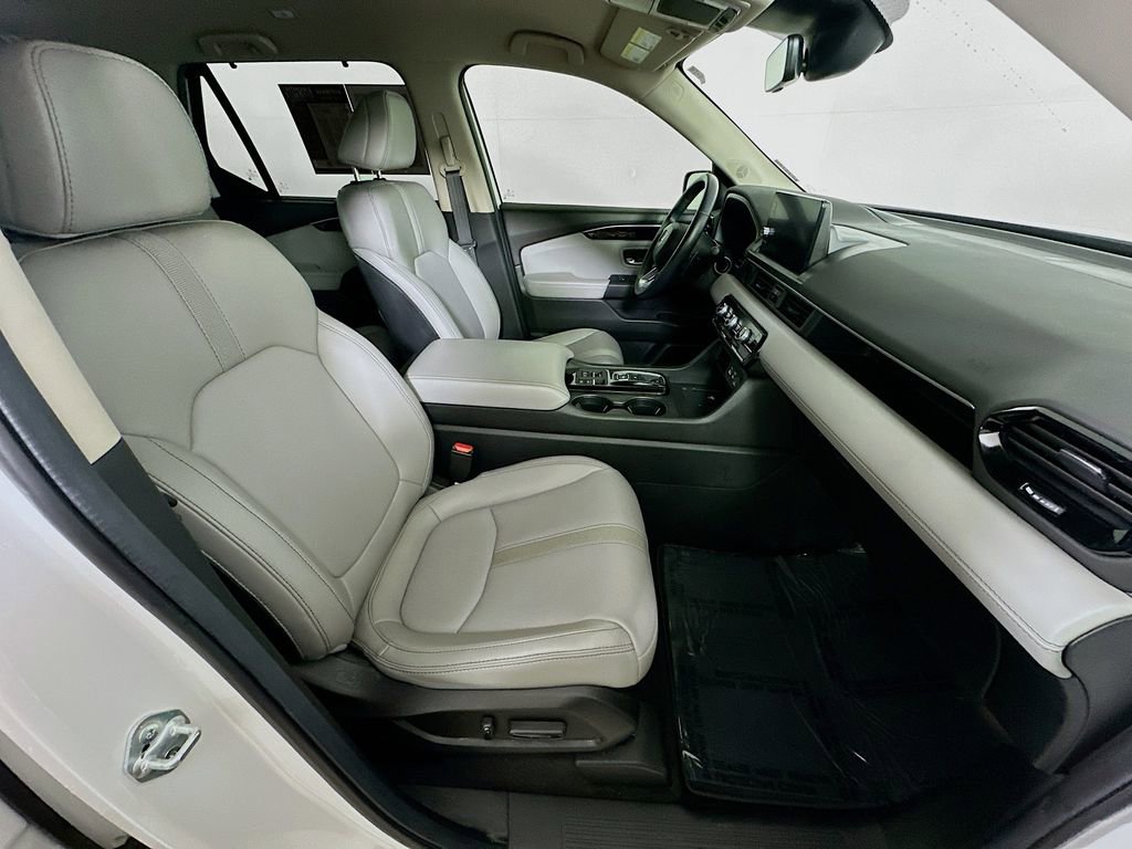 Used 2024 Honda Pilot EX-L image 12