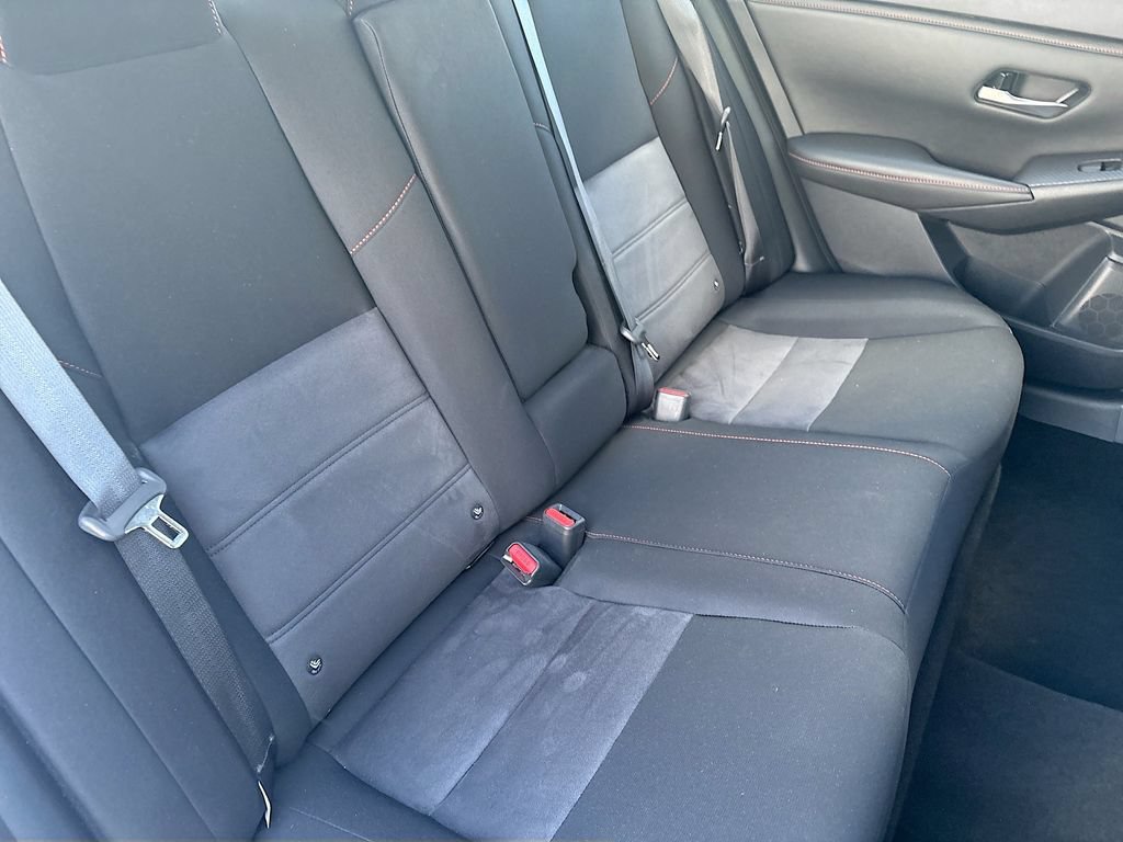 Used 2025 Nissan Sentra SR FWD image 25