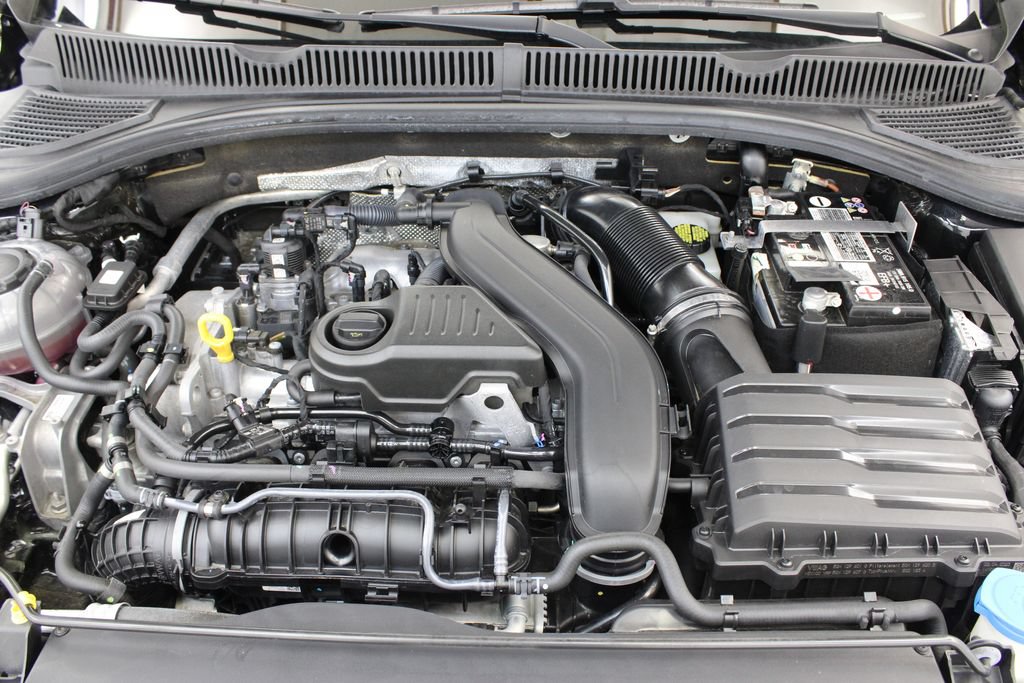 Certified 2023 Volkswagen Jetta SE FWD image 30