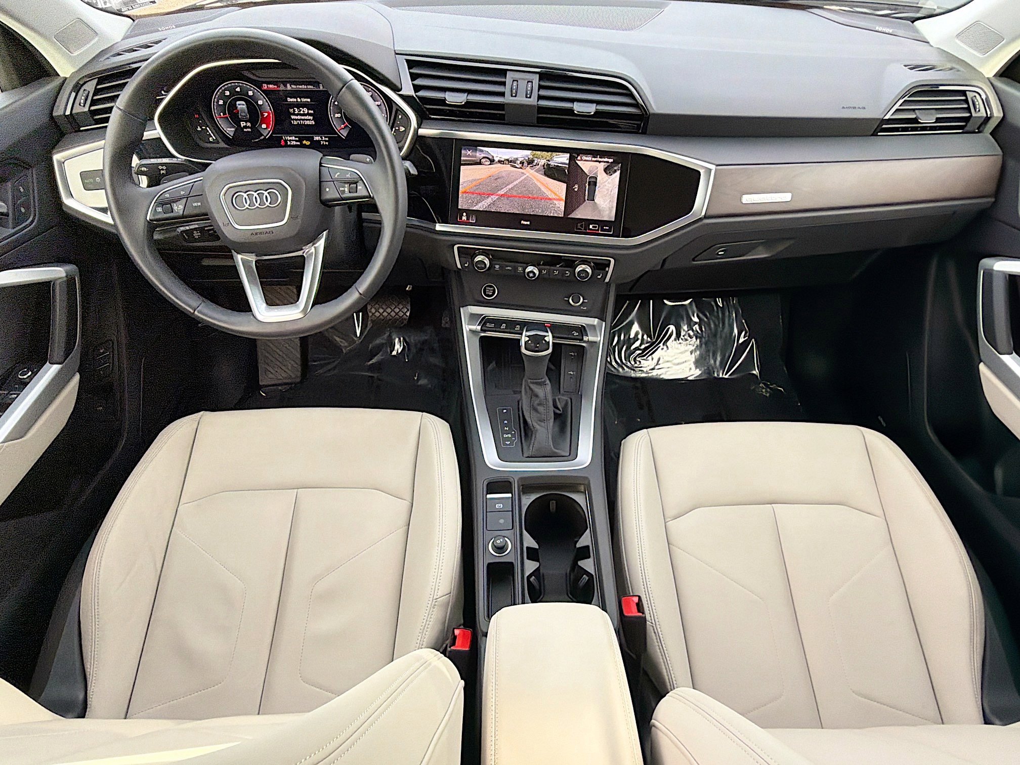 Certified 2024 Audi Q3 2.0T Premium Plus image 16