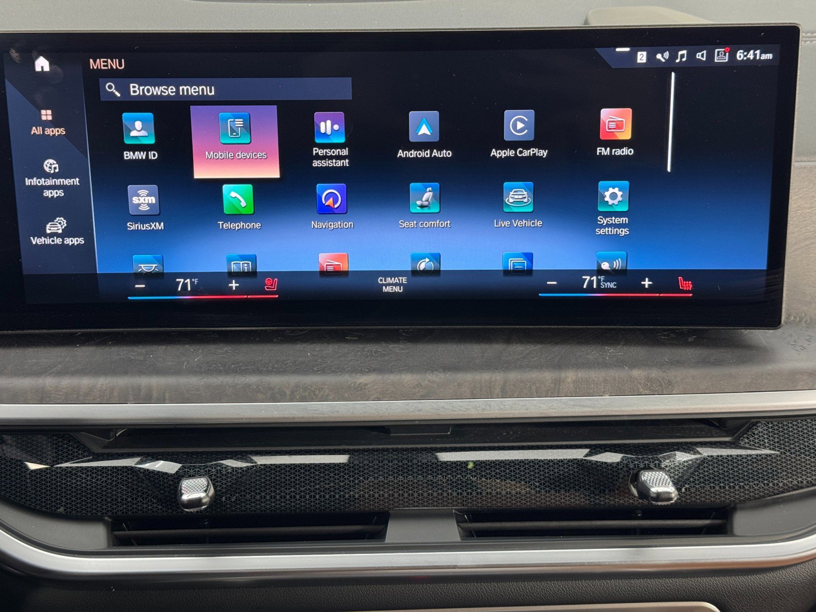 Used 2023 BMW X7 xDrive40i w/ M Sport Package image 29