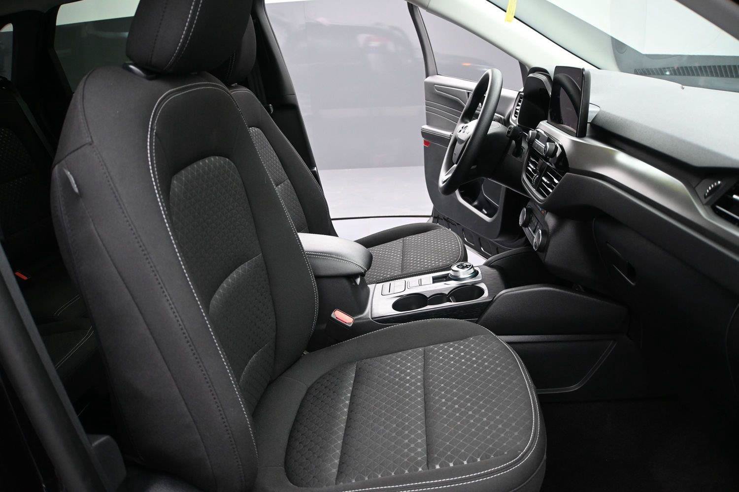 Used 2025 Ford Escape Active FWD image 15