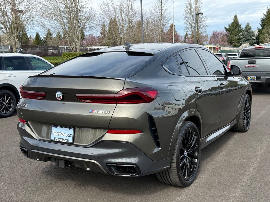 Used 2022 BMW X6 M50i w/ Executive Package image 8
