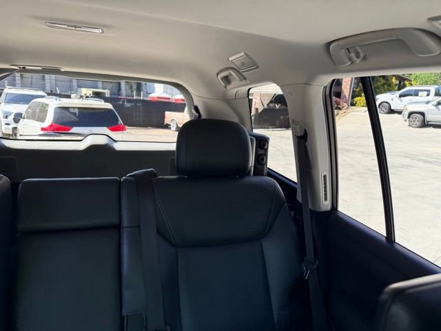Used 2015 Lexus LX 570 4WD image 56