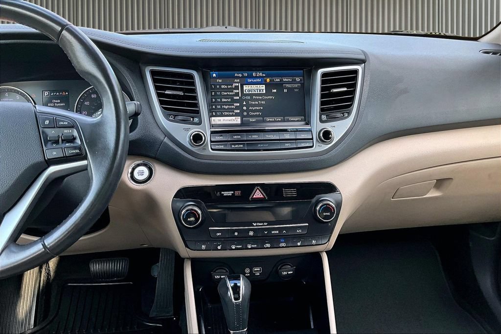 Used 2016 Hyundai Tucson Limited w/ Option Group 03 AWD/4WD image 7