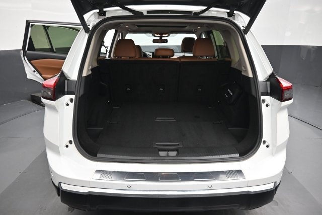 Used 2024 Nissan Rogue Platinum FWD image 24