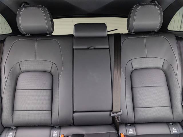New 2026 Jaguar F-PACE R-Dynamic S AWD/4WD image 18