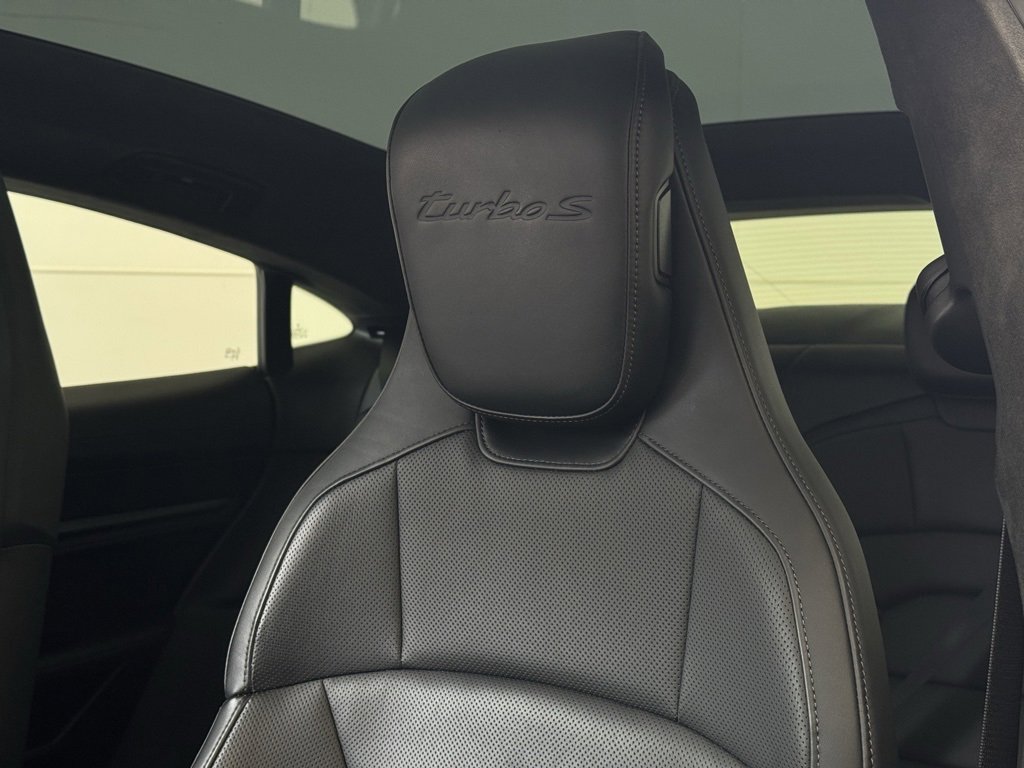Used 2021 Porsche Taycan Turbo S image 5