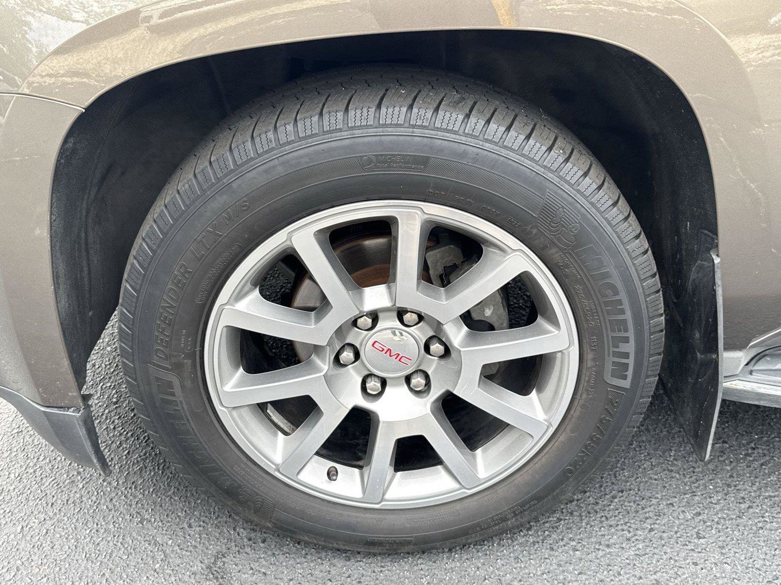 Used 2016 GMC Yukon Denali AWD/4WD image 7