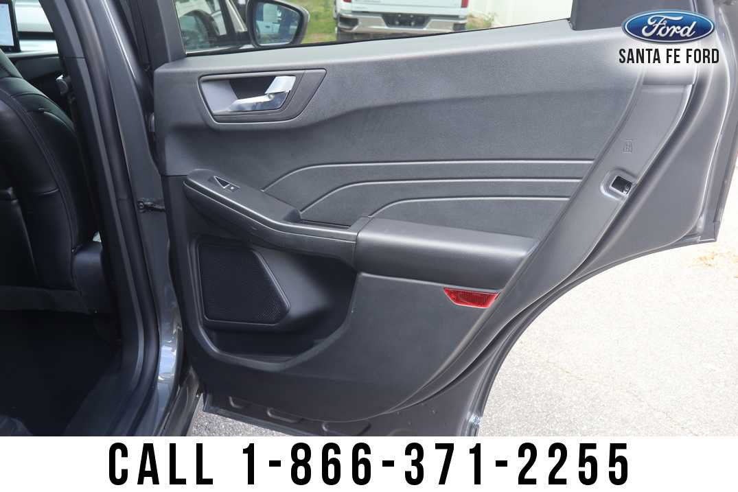 Used 2025 Ford Escape SE FWD image 20