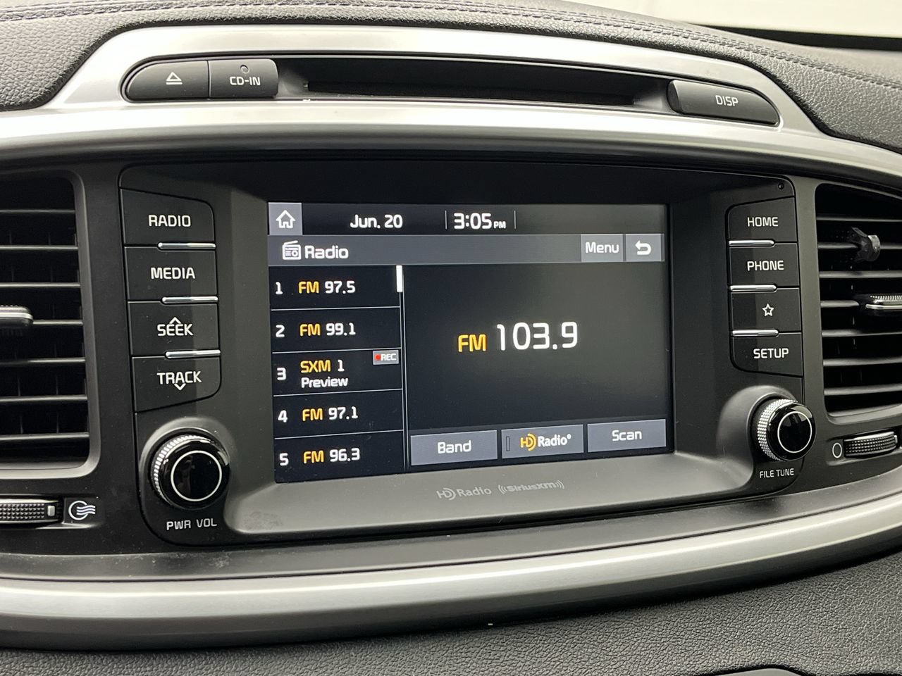 Used 2019 Kia Sorento EX AWD/4WD image 19