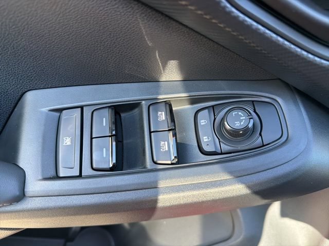 Used 2025 Subaru Crosstrek 2.5i Premium AWD/4WD image 20