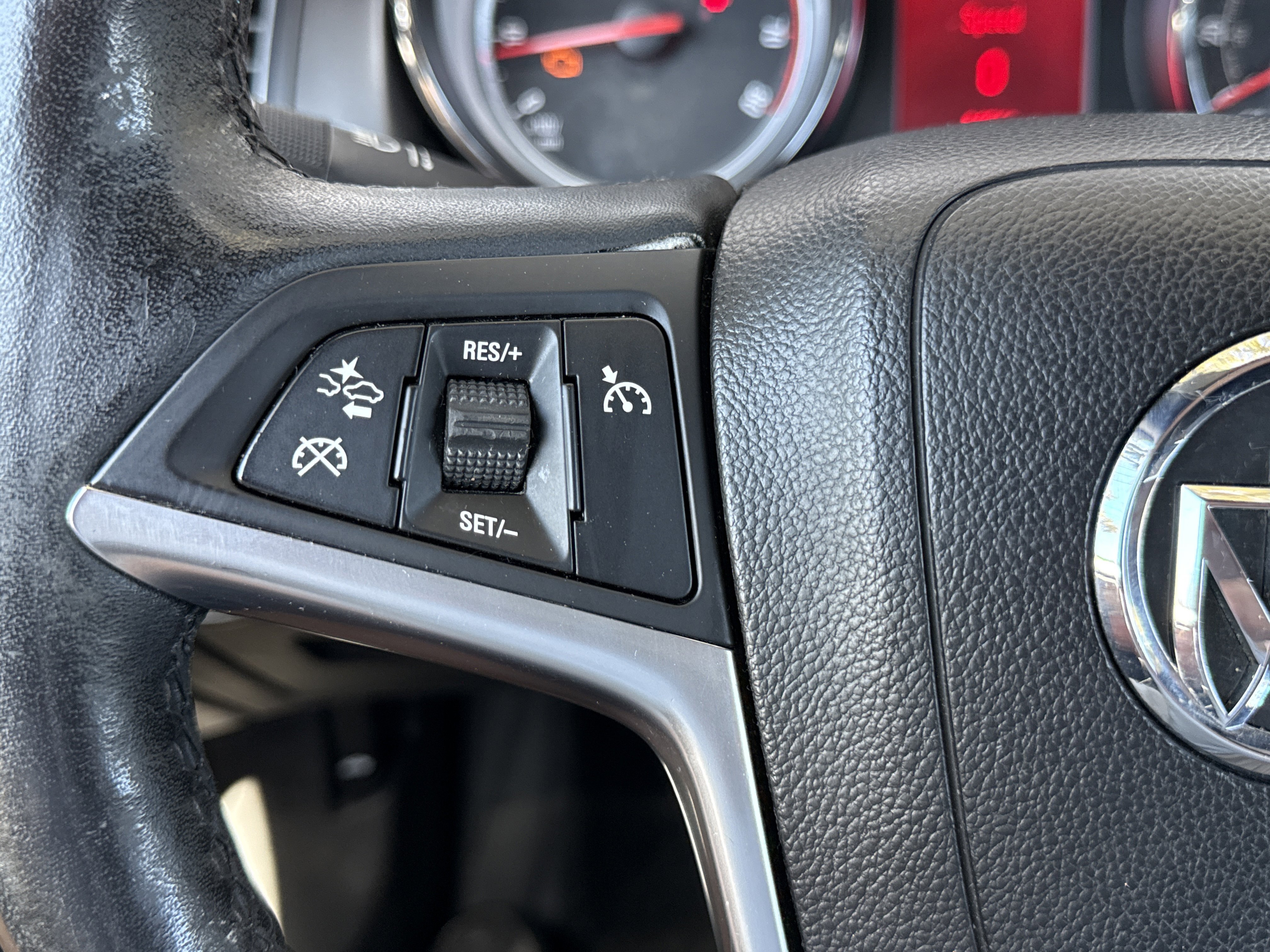 Used 2016 Buick Cascada Premium image 13