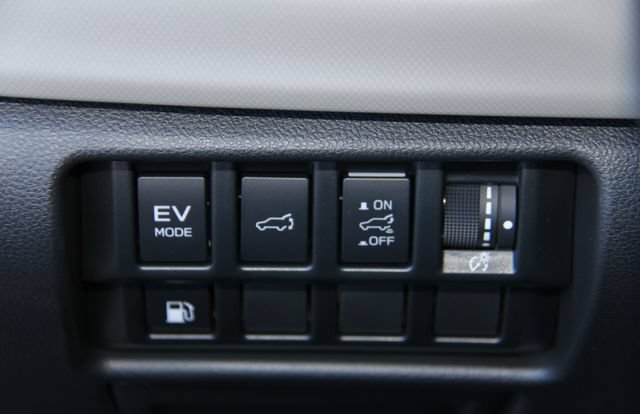 Used 2025 Subaru Forester Limited AWD/4WD image 31