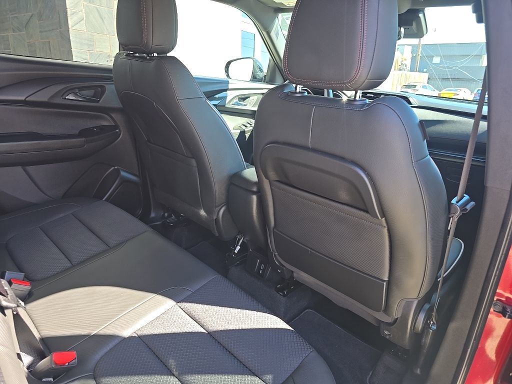 Used 2023 Chevrolet TrailBlazer RS w/ Convenience Package image 27