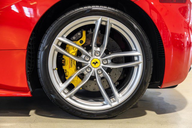 Used 2016 Ferrari 488 GTB RWD image 21