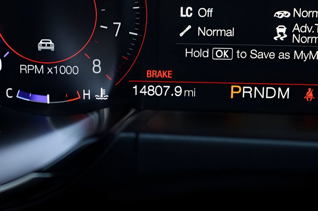 Used 2020 Ford Mustang Shelby GT500 w/ Technology Package RWD image 31