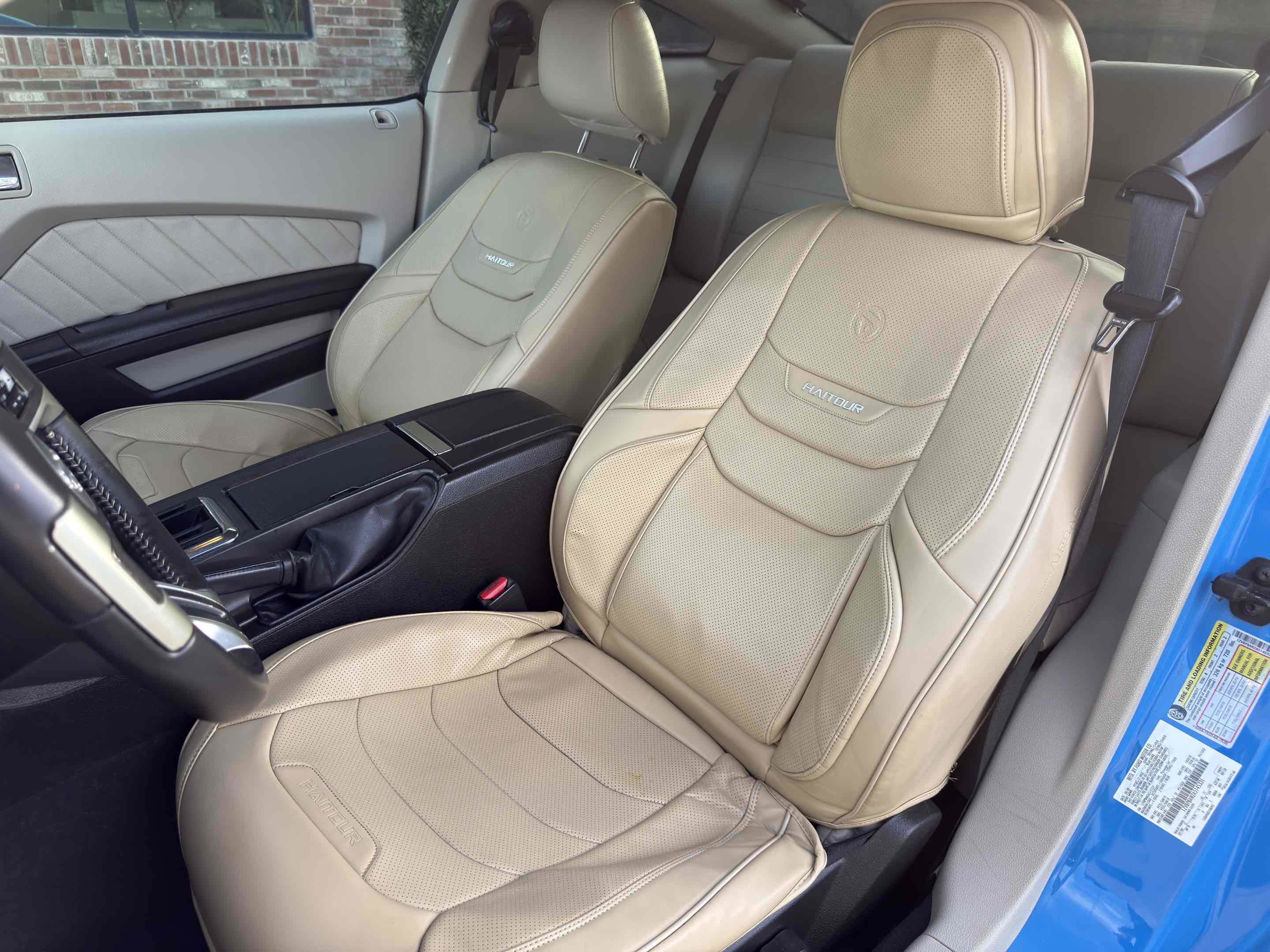 Used 2010 Ford Mustang Premium image 24