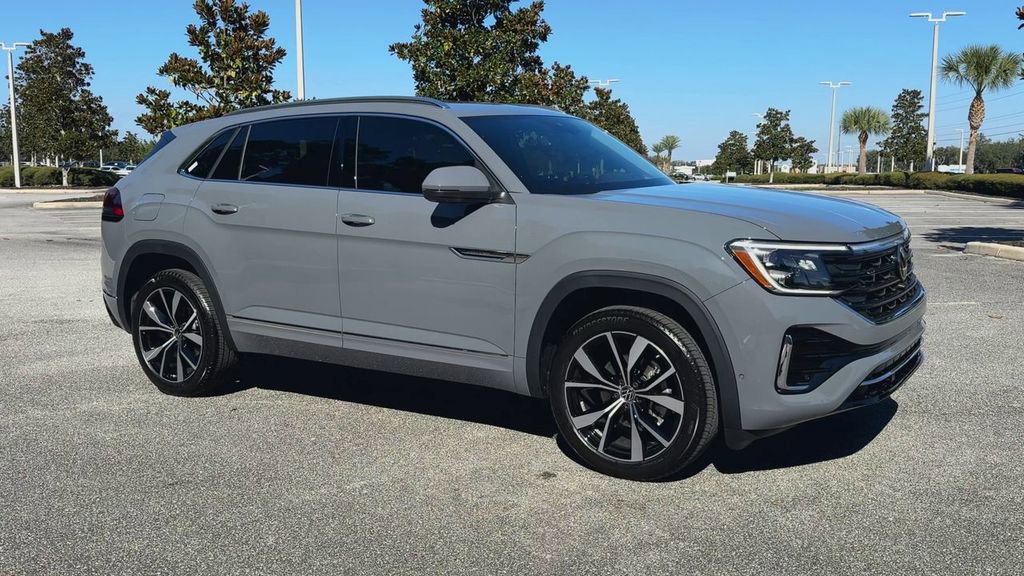 New 2025 Volkswagen Atlas Cross Sport SEL Premium R-Line image 2