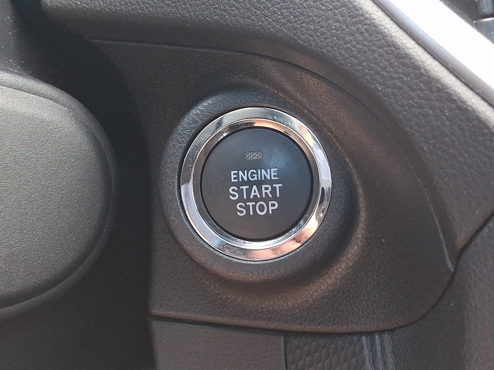 Certified 2023 Subaru Forester Premium AWD/4WD image 24