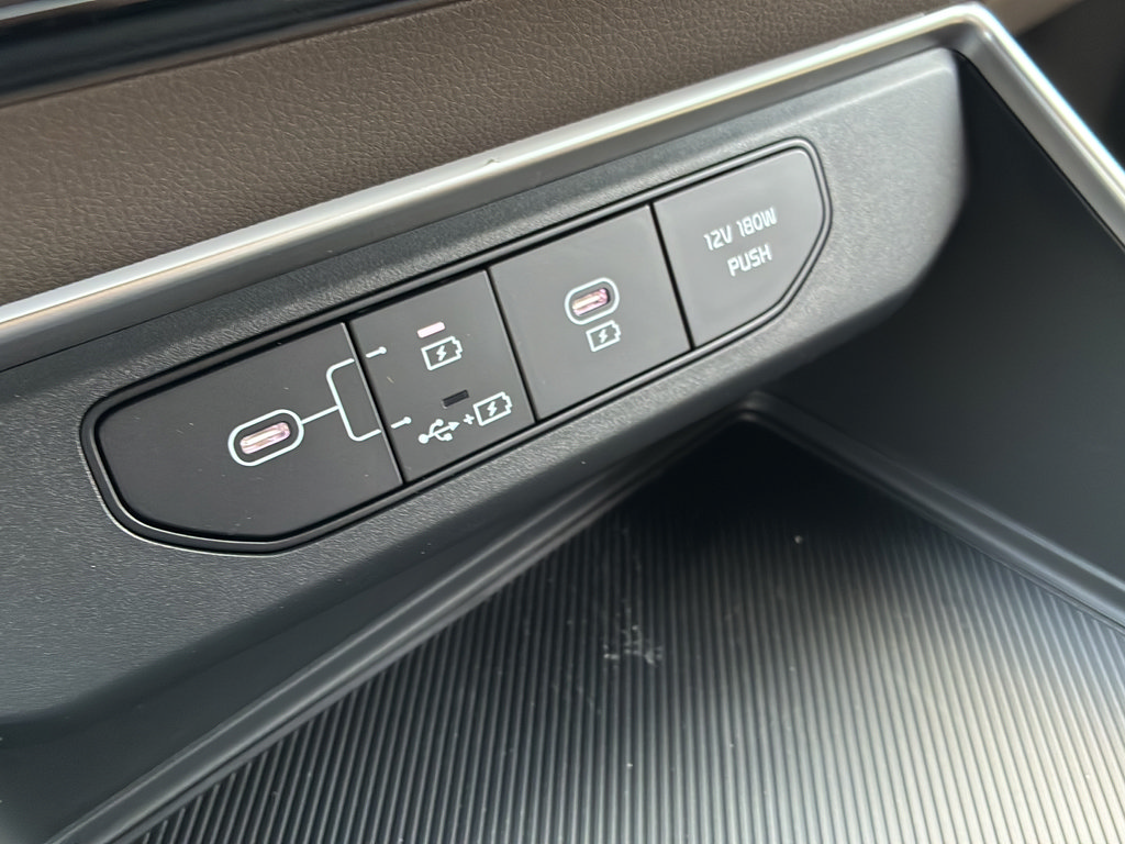 New 2026 Kia Carnival FWD image 39