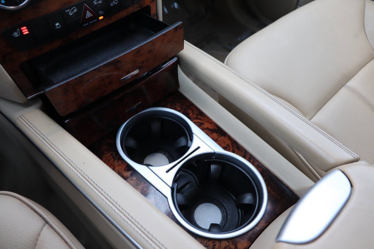 Used 2012 Mercedes-Benz GL 450 4MATIC image 30