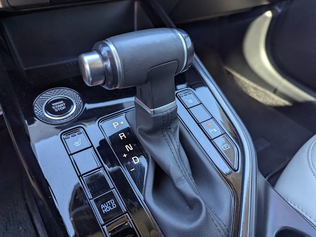 Used 2023 Kia Niro EX Touring image 23