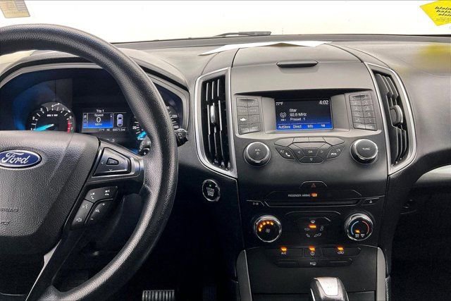 Used 2016 Ford Edge SE FWD image 5