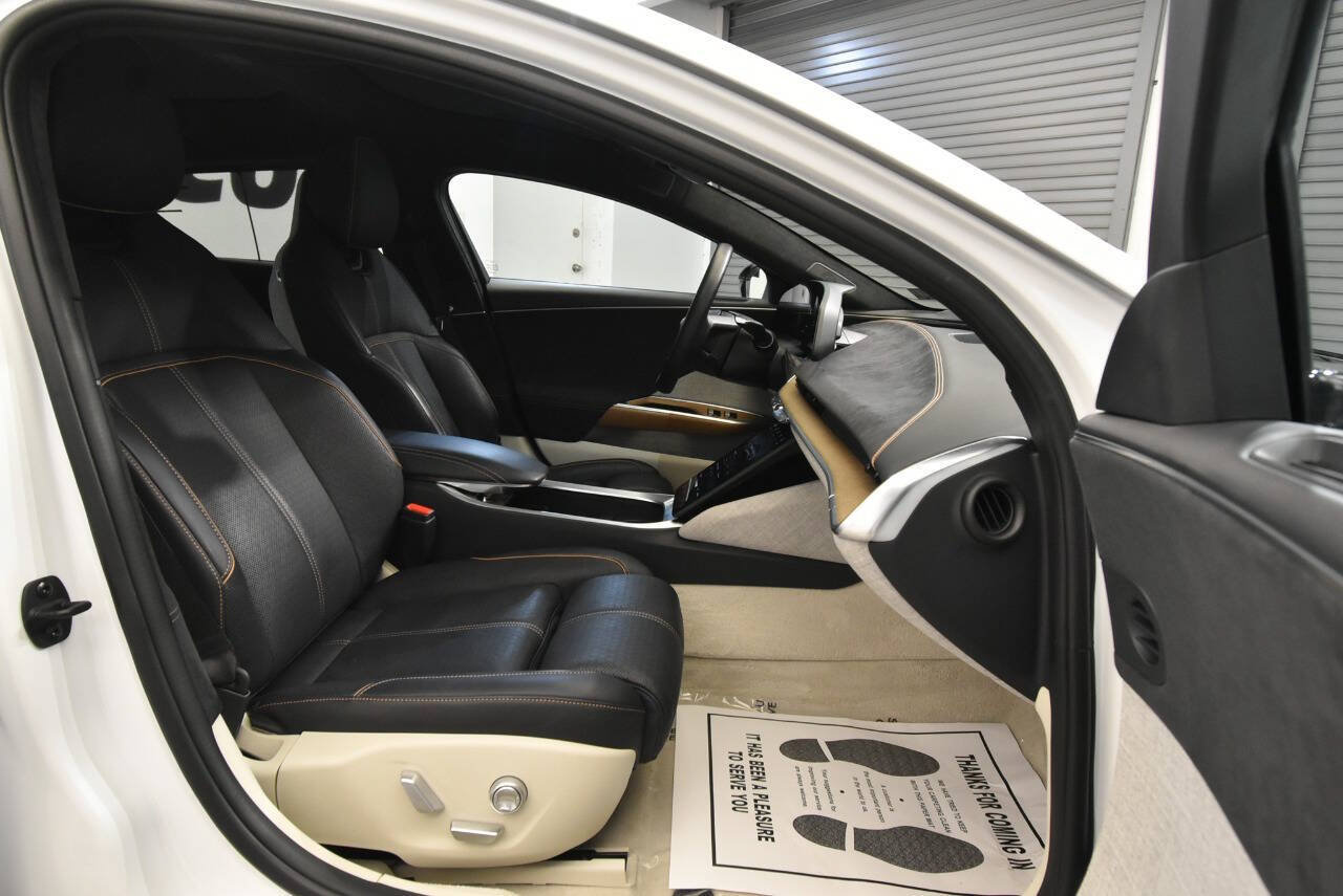 Used 2022 Lucid Air Grand Touring AWD/4WD image 16