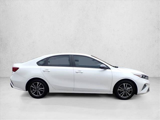 Used 2023 Kia Forte LXS w/ LXS Technology Package FWD image 5