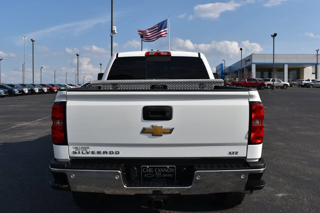 Used 2015 Chevrolet Silverado 2500 LTZ image 5