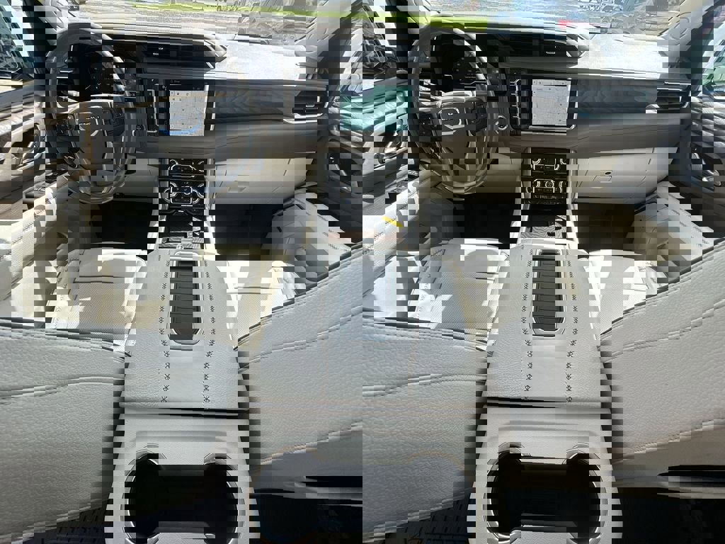 Certified 2023 GMC Yukon XL Denali image 22