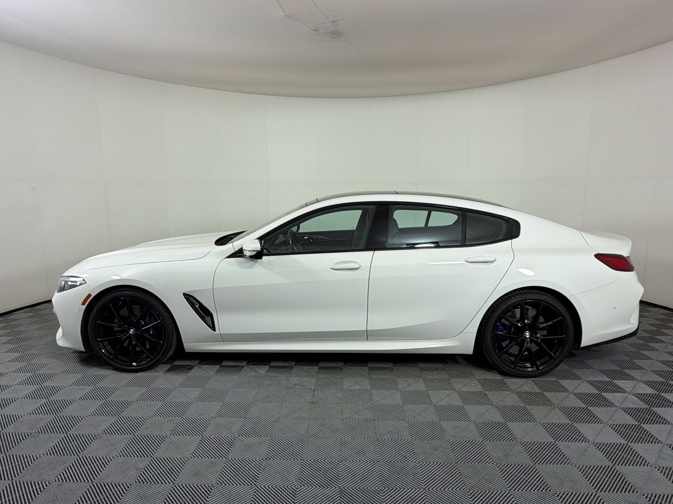 Used 2020 BMW 840i Gran Coupe w/ M Sport Package RWD image 2