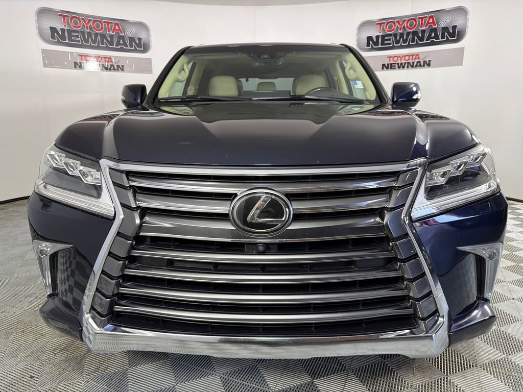 Used 2019 Lexus LX 570 4WD w/ Luxury Package image 10