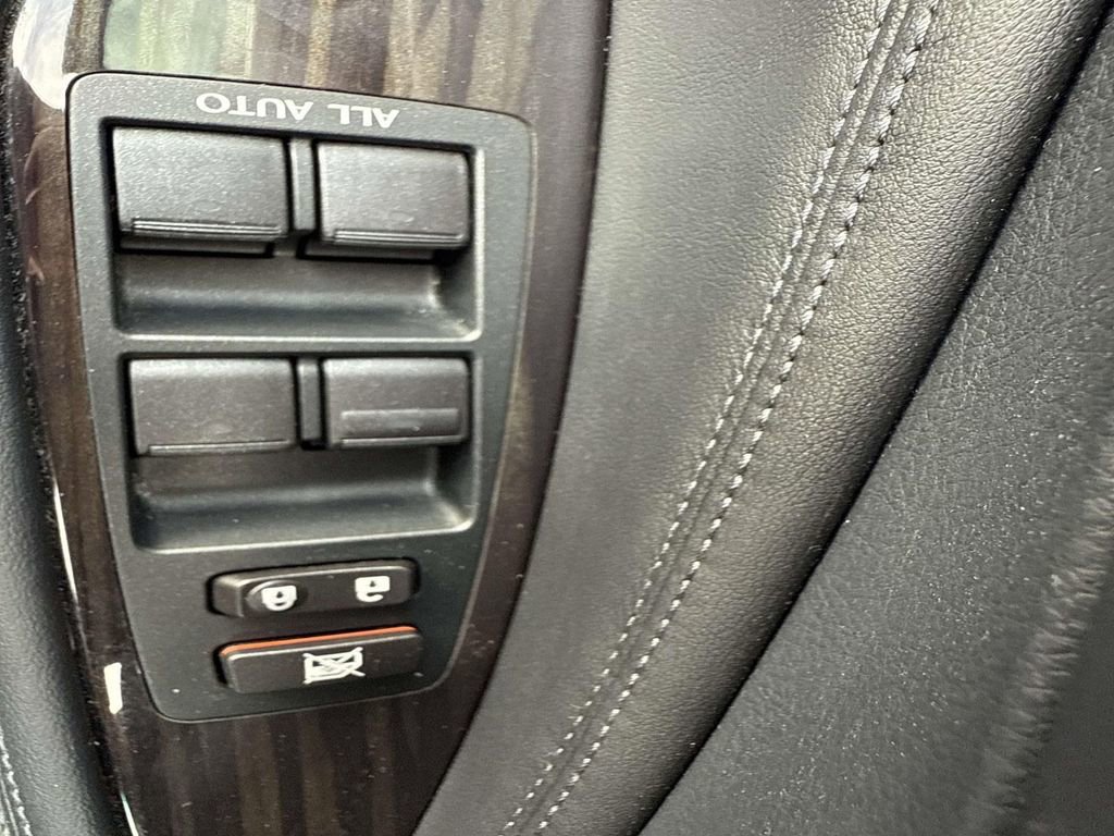 Used 2015 Lexus LS 460 L image 19