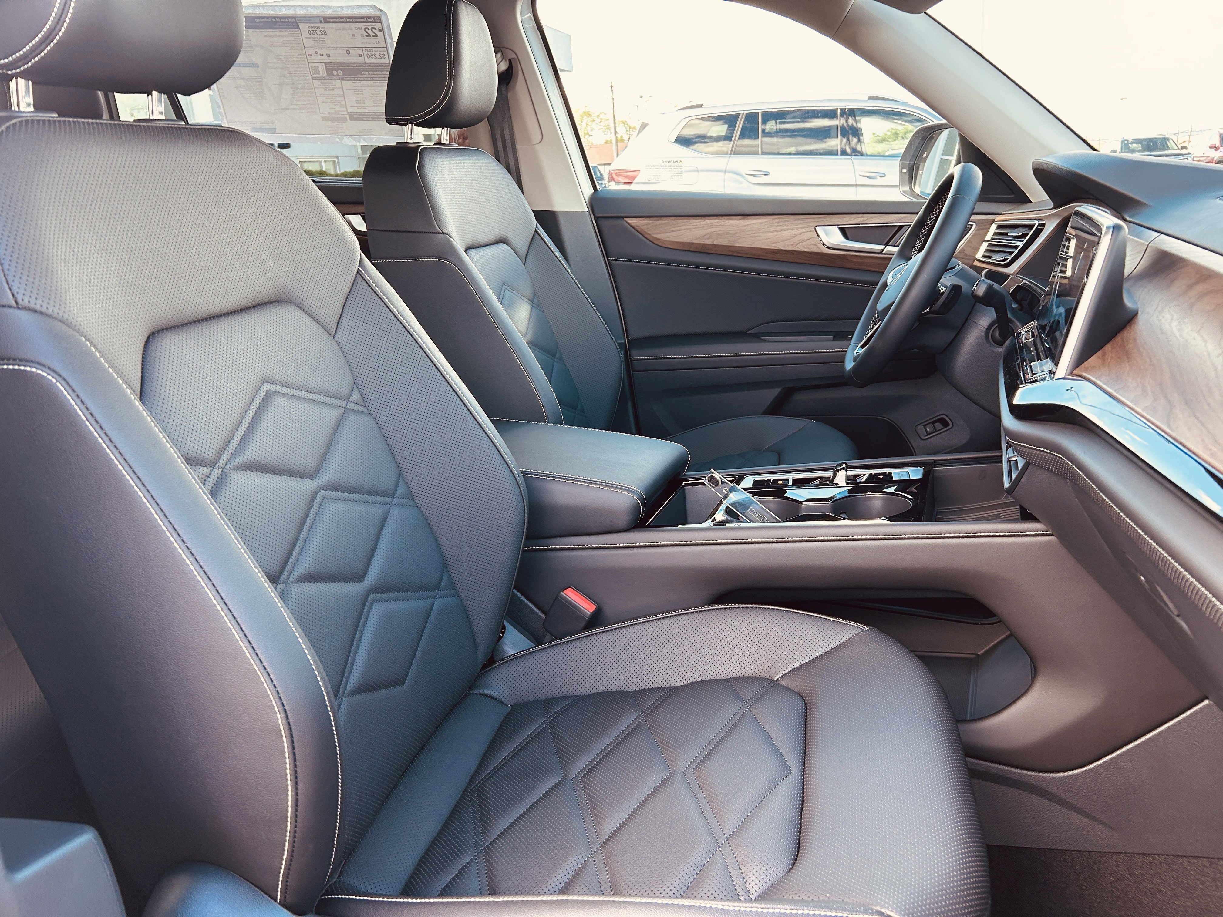 New 2026 Volkswagen Atlas SE image 25