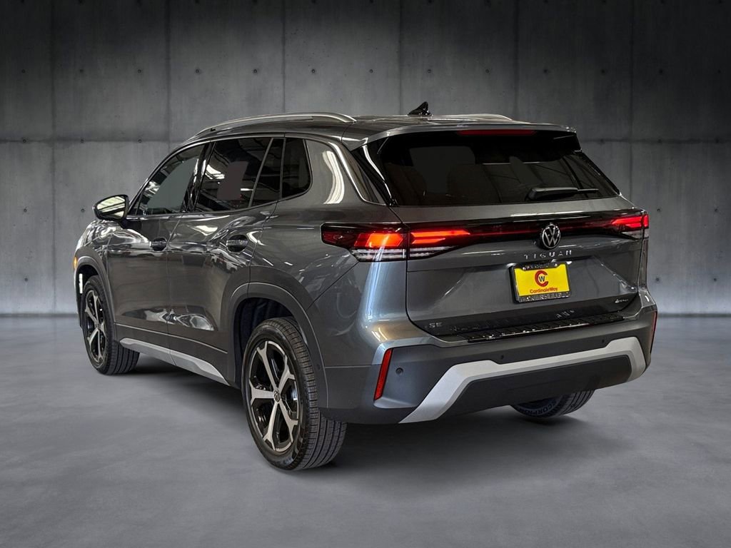 New 2026 Volkswagen Tiguan SE AWD/4WD image 3