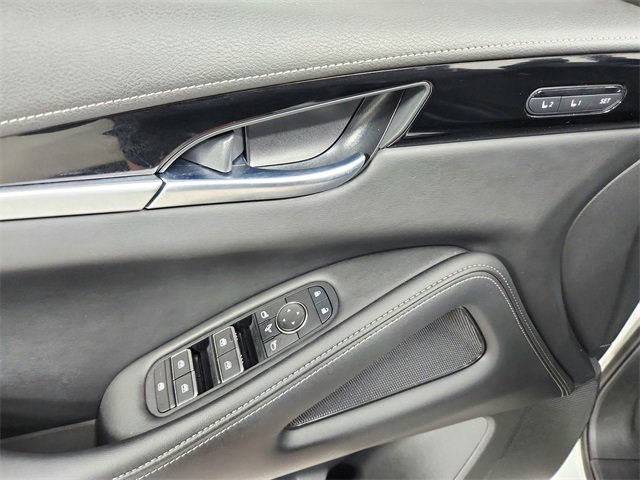 Used 2025 INFINITI QX60 Pure image 36