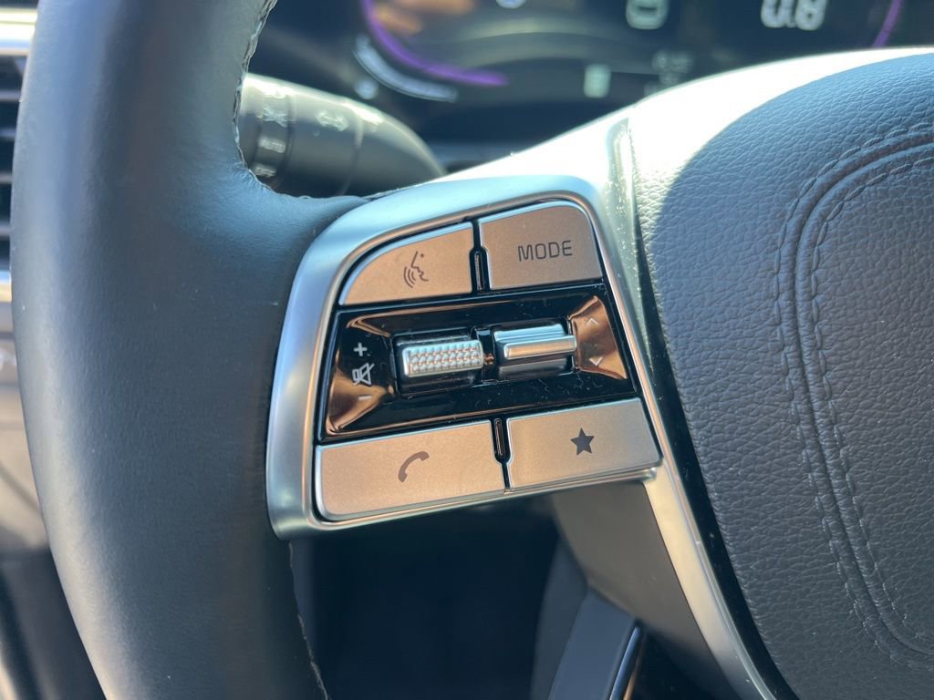 Certified 2025 Kia Telluride AWD image 15