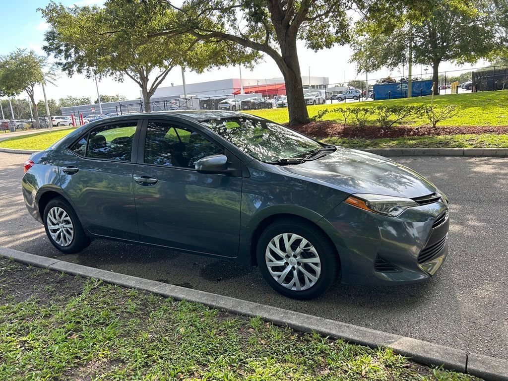 Used 2019 Toyota Corolla LE FWD image 8