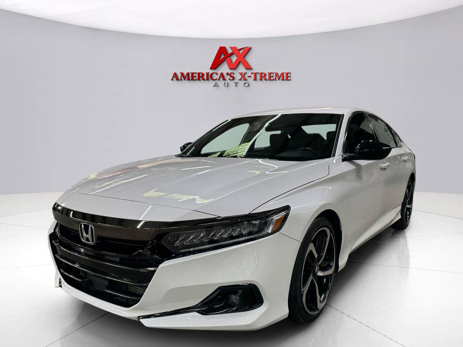 Used 2022 Honda Accord Sport image 2