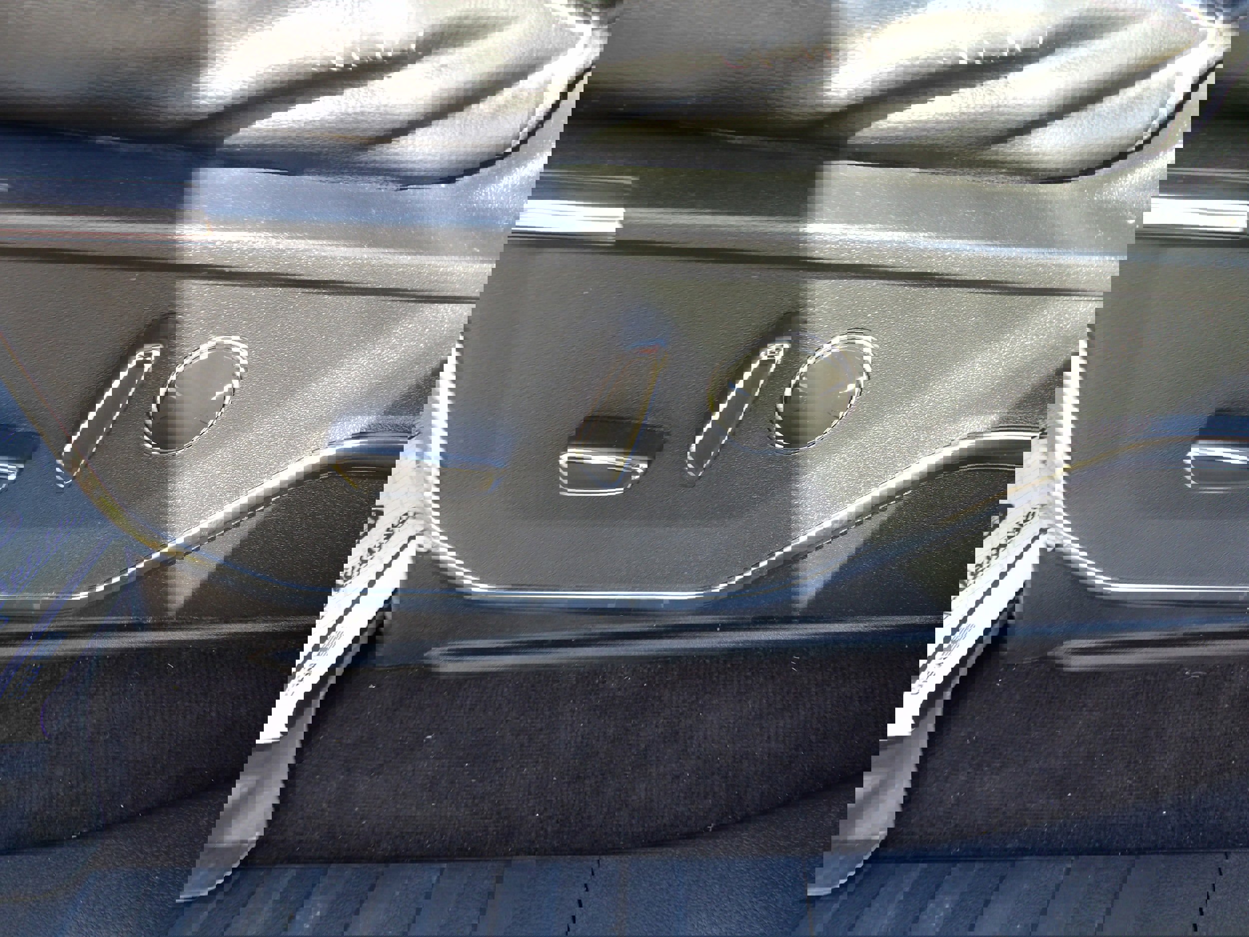 Used 2021 Ford F150 Lariat w/ Equipment Group 502A High image 18