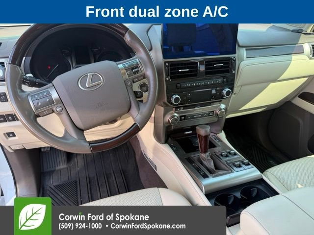 Used 2019 Lexus GX 460 Luxury AWD/4WD image 3
