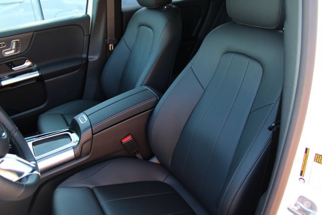 New 2026 Mercedes-Benz GLA 250 4MATIC image 18