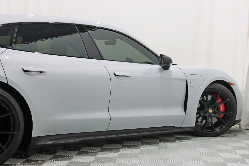 Used 2024 Porsche Taycan GTS image 12