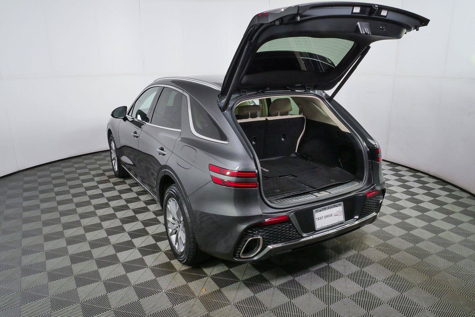 Used 2023 Genesis GV70 2.5T AWD/4WD image 27